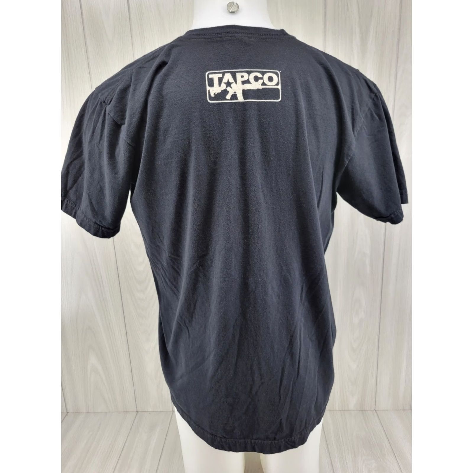 American Apparel VINTAGE American Apparel 2012 TAPCO Graphic Logo Promo T Shirt XL Black Short Sleeve Crew Neck Mens Army Military USA 90s Gun Logo Polo? Size US XL / EU 56 / 4 - 5 Thumbnail