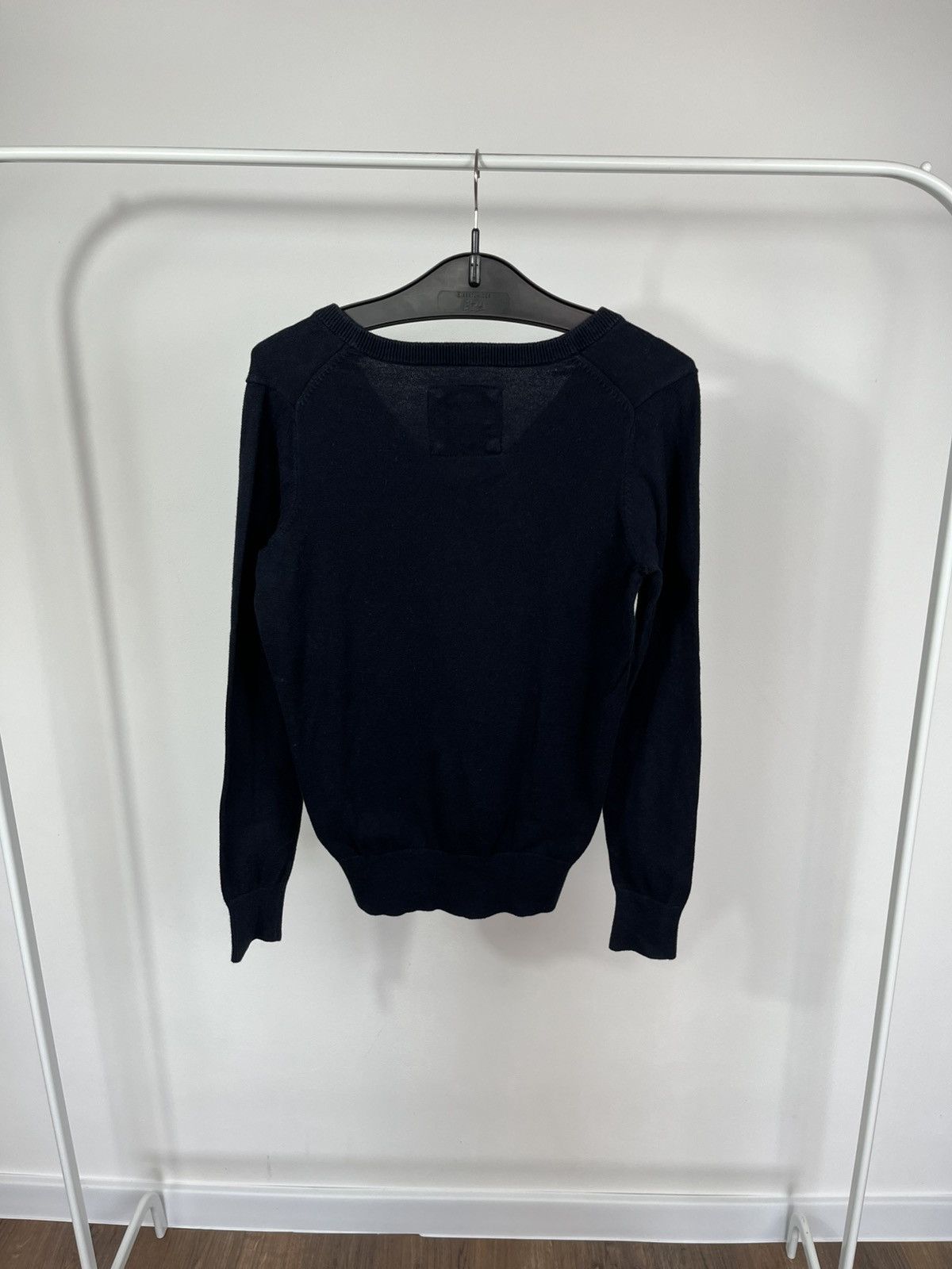 Abercrombie & Fitch Abercrombie Fitch Navy V Neck Knit Sweater Moose Logo Size S Size US S / EU 44-46 / 1 - 9 Thumbnail