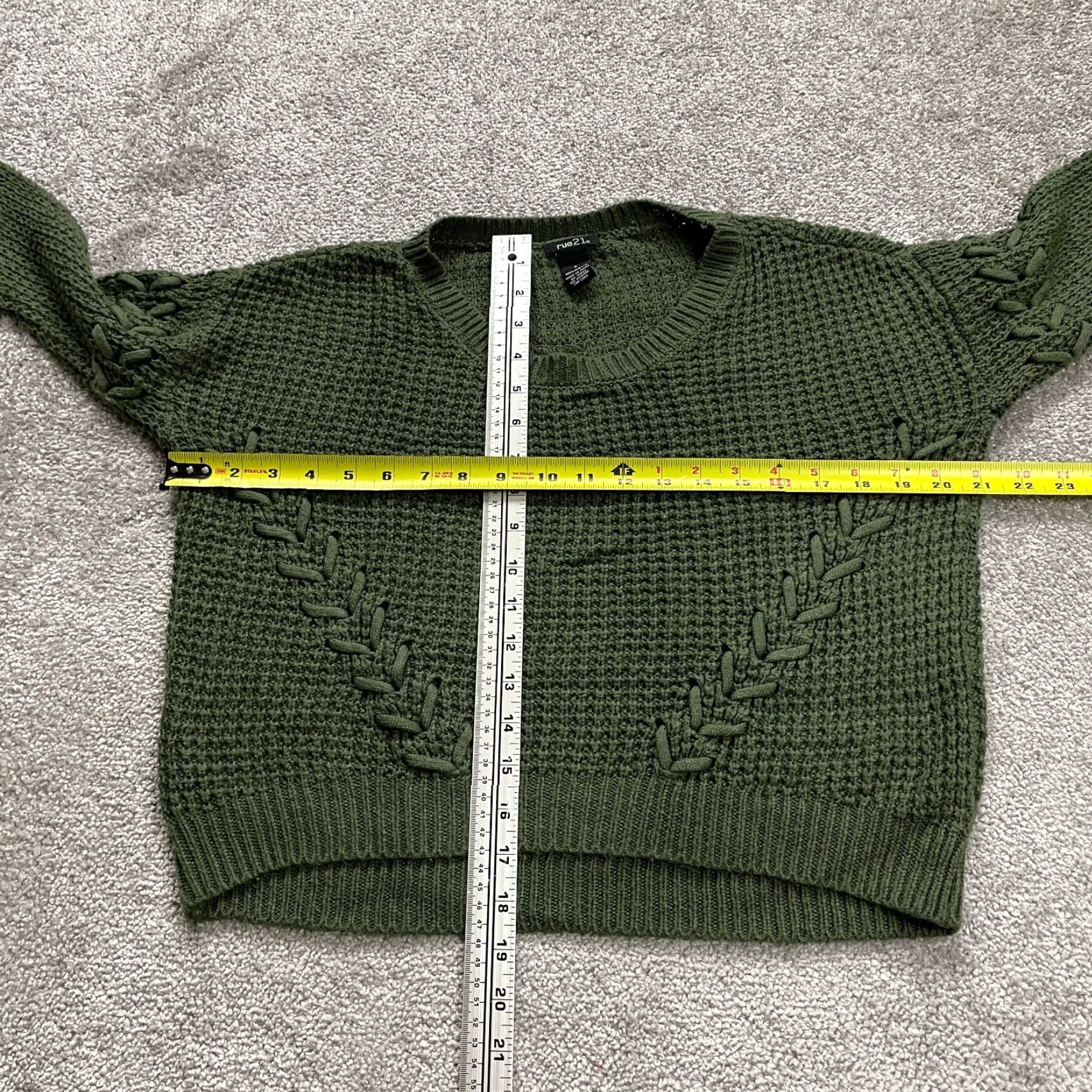 Vintage Rue 21 Acrylic Pullover Sweater Womens Small Moss Green Chunky Knit Round Neck Pullover Knit Solid Green Women's Sweater Size S Regular (Fall, Winter) Size S / US 4 / IT 40 - 6 Thumbnail