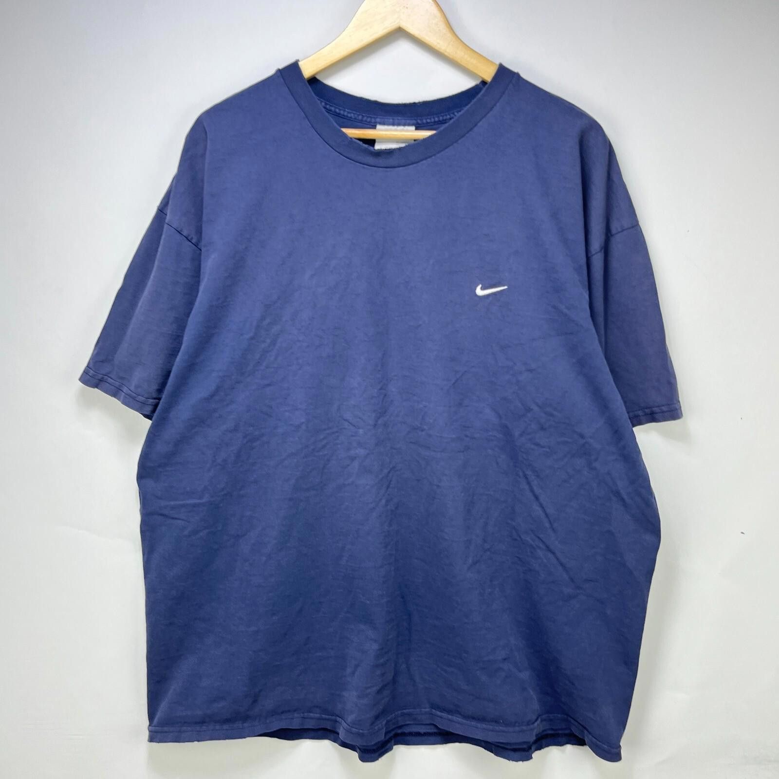 Nike Vintage Nike Swoosh Embroidered Sun Faded Y2K T-Shirt 2XL Size US XXL / EU 58 / 5 - 1 Thumbnail