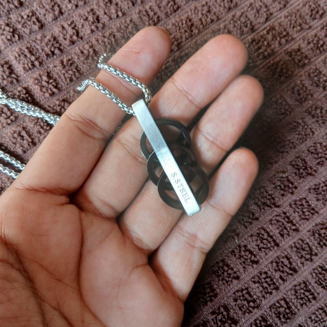 Other Silver Color Metal Chain Pendant Necklace Size ONE SIZE - 4 Thumbnail