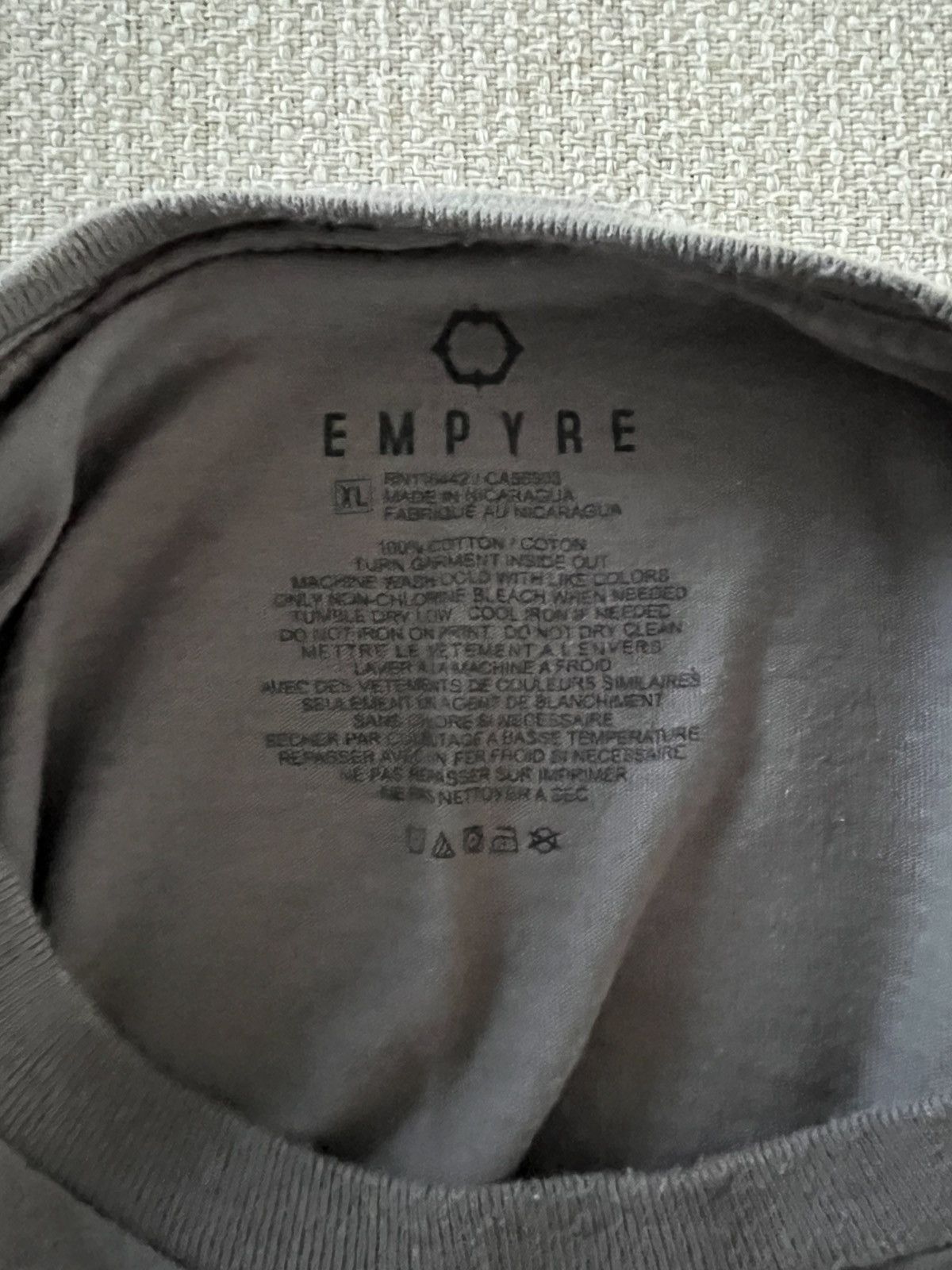 Empyre Empyre Catwoman T-Shirt Size US XL / EU 56 / 4 - 3 Thumbnail