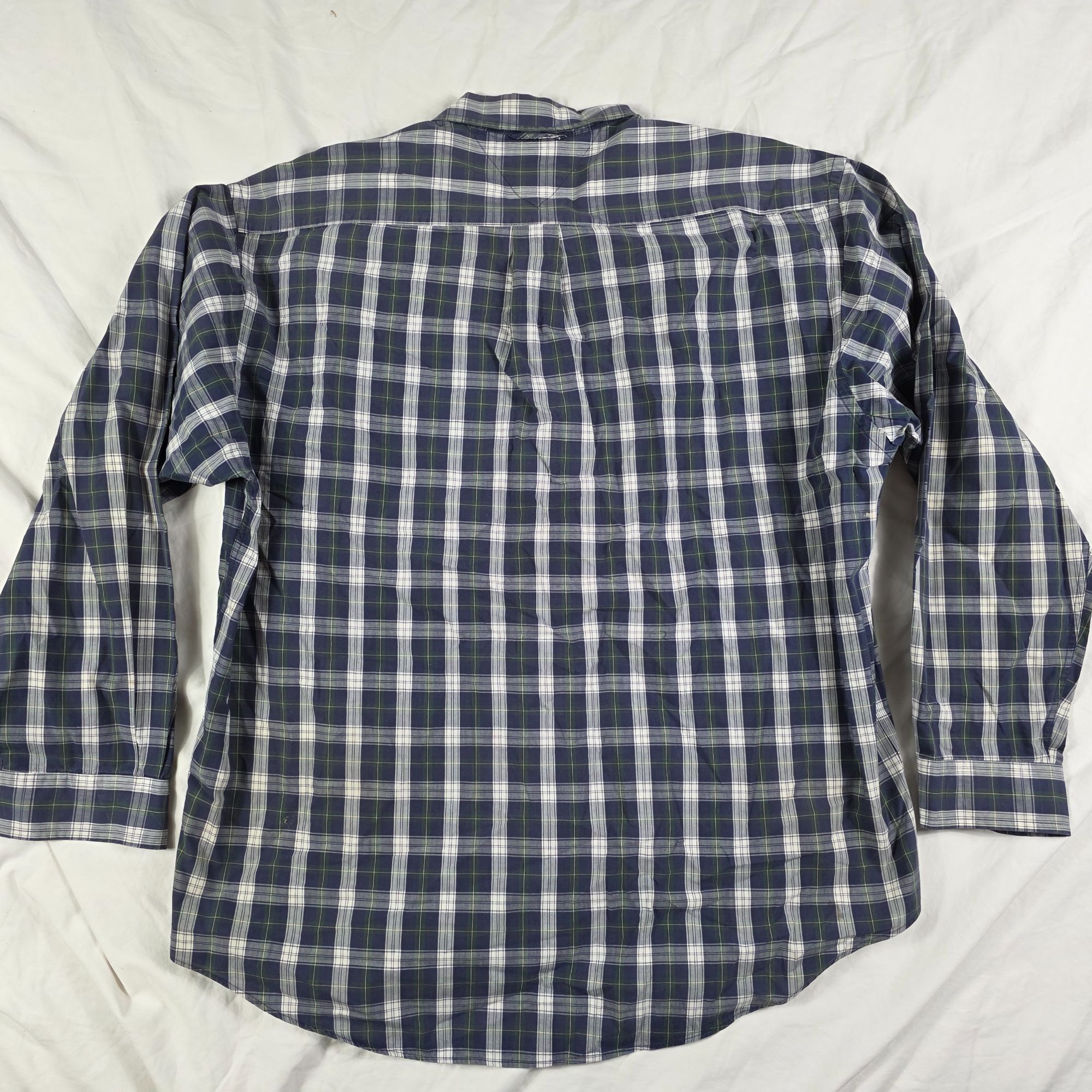 Tommy Hilfiger Tommy Hilfiger Mens Size XL Plaid Long Sleeve Button Down Sh Size US XL / EU 56 / 4 - 2 Thumbnail