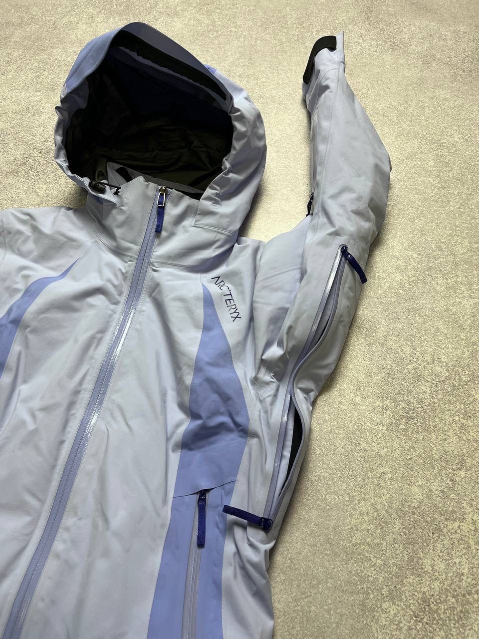 Arc'teryx Vintage Arc'teryx Gore-tex Proshell Jacket XS Size XS / US 0-2 / IT 36-38 - 4 Thumbnail
