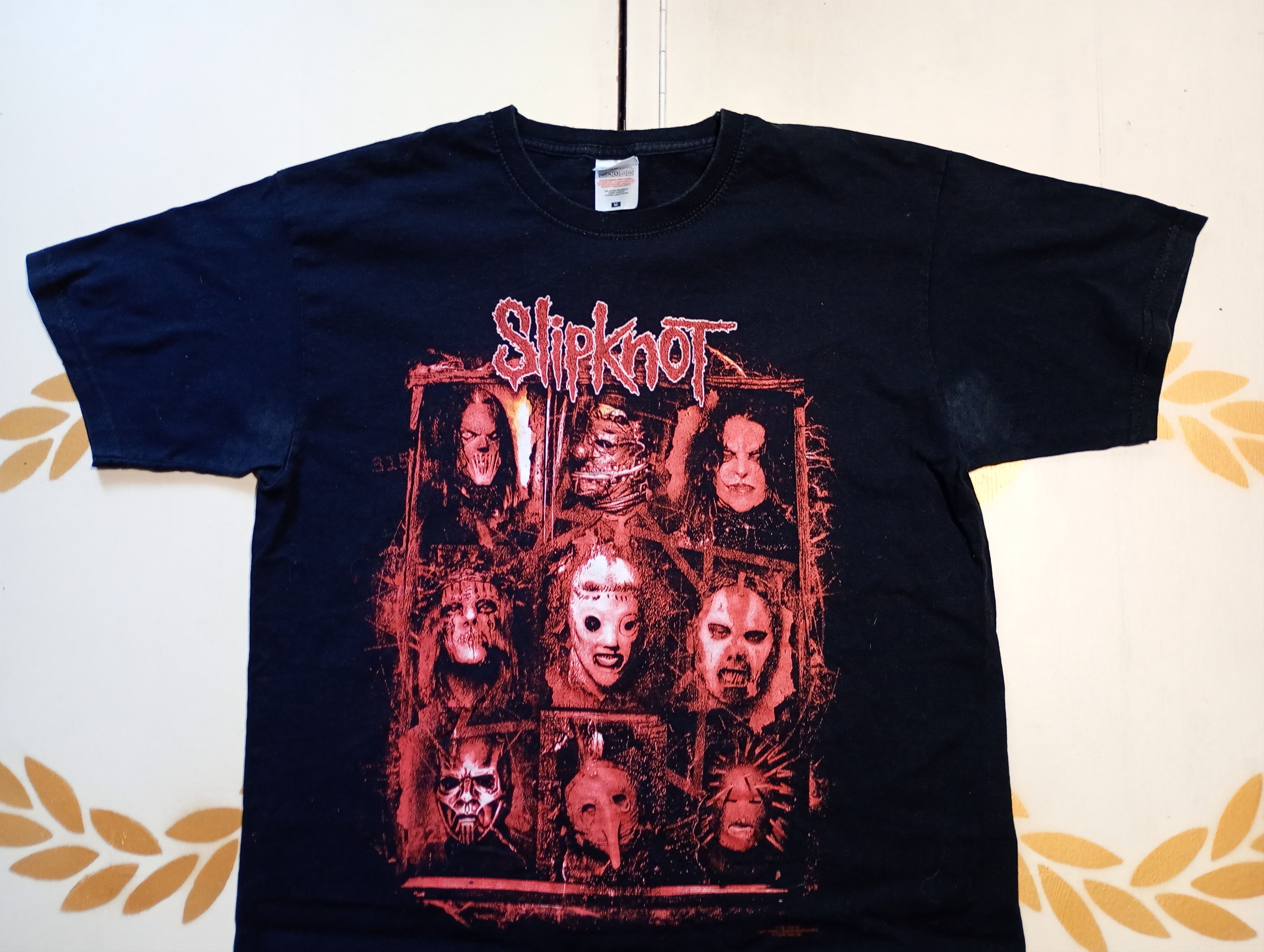 Band Tees Slipknot 2015 Fruit of the Loom T-Shirt Size US M / EU 48-50 / 2 - 4 Thumbnail