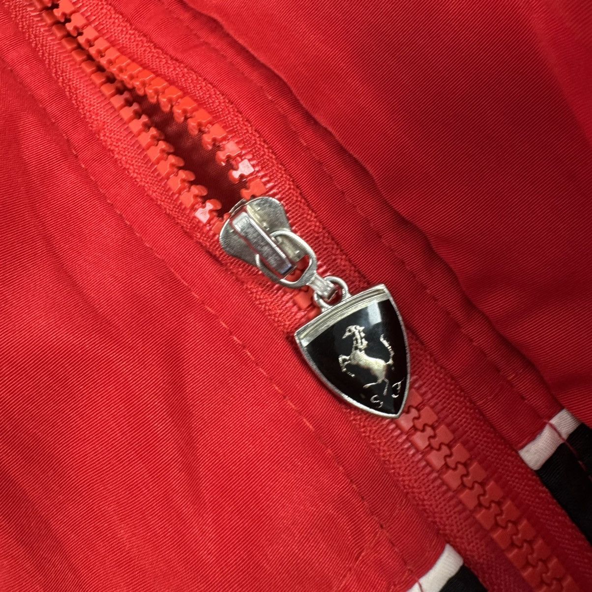 Ferrari Vintage Ferrari F1 Marlboro Vodafone Y2K Racing Jacket Size US L / EU 52-54 / 3 - 13 Thumbnail