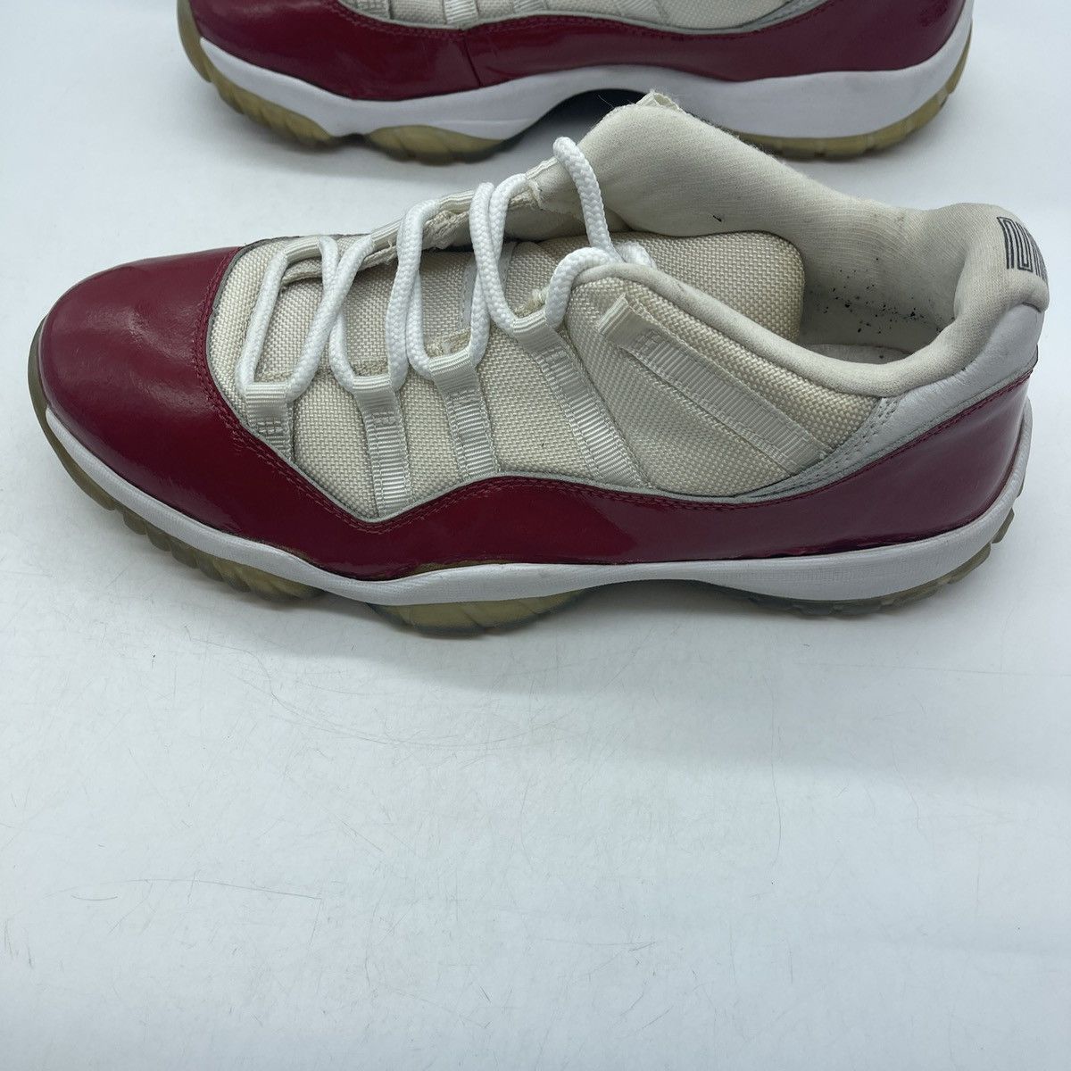 Jordan Brand Air Jordan 11 low cherry Size US 11 / EU 44 - 9 Thumbnail