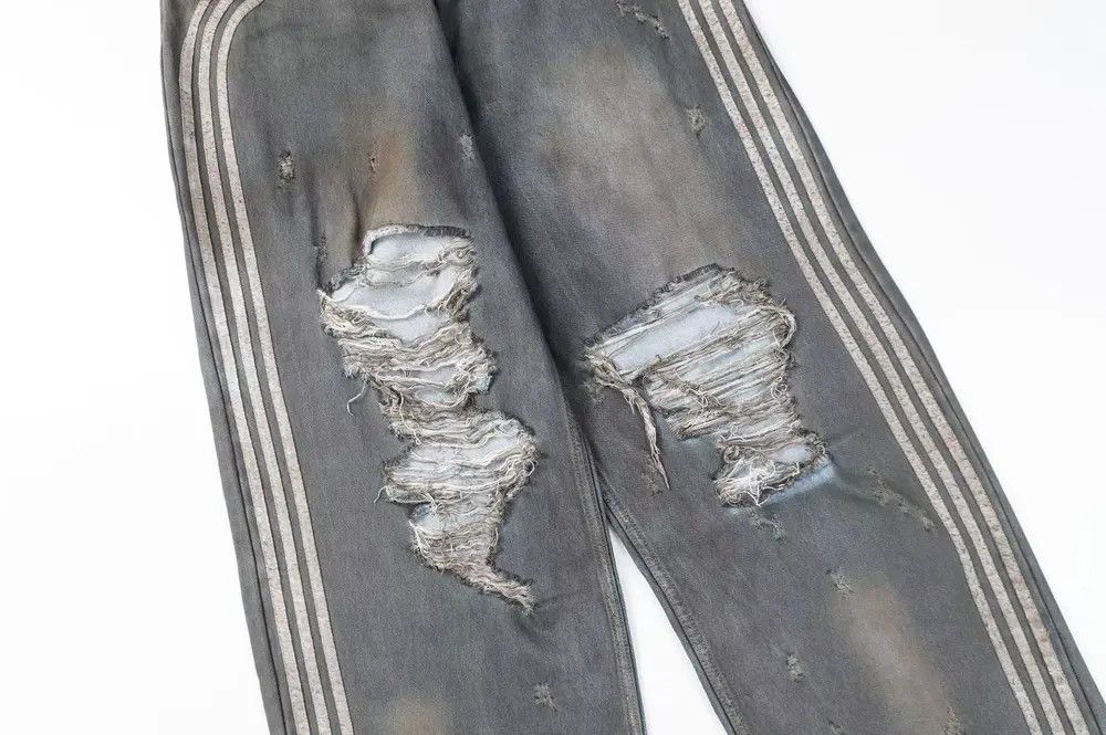 Japanese Brand × Jean Retro hip hop casual street ripped jeans Size US 33 - 1 Thumbnail