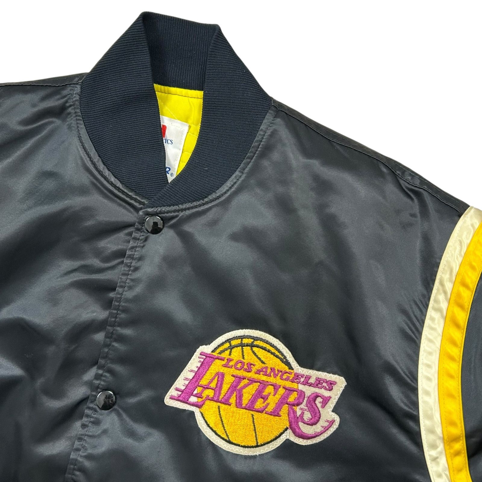 NBA VTG 90s LOS ANGELES LAKERS STARTER SATIN JACKET BOMBER Size US L / EU 52-54 / 3 - 2 Thumbnail