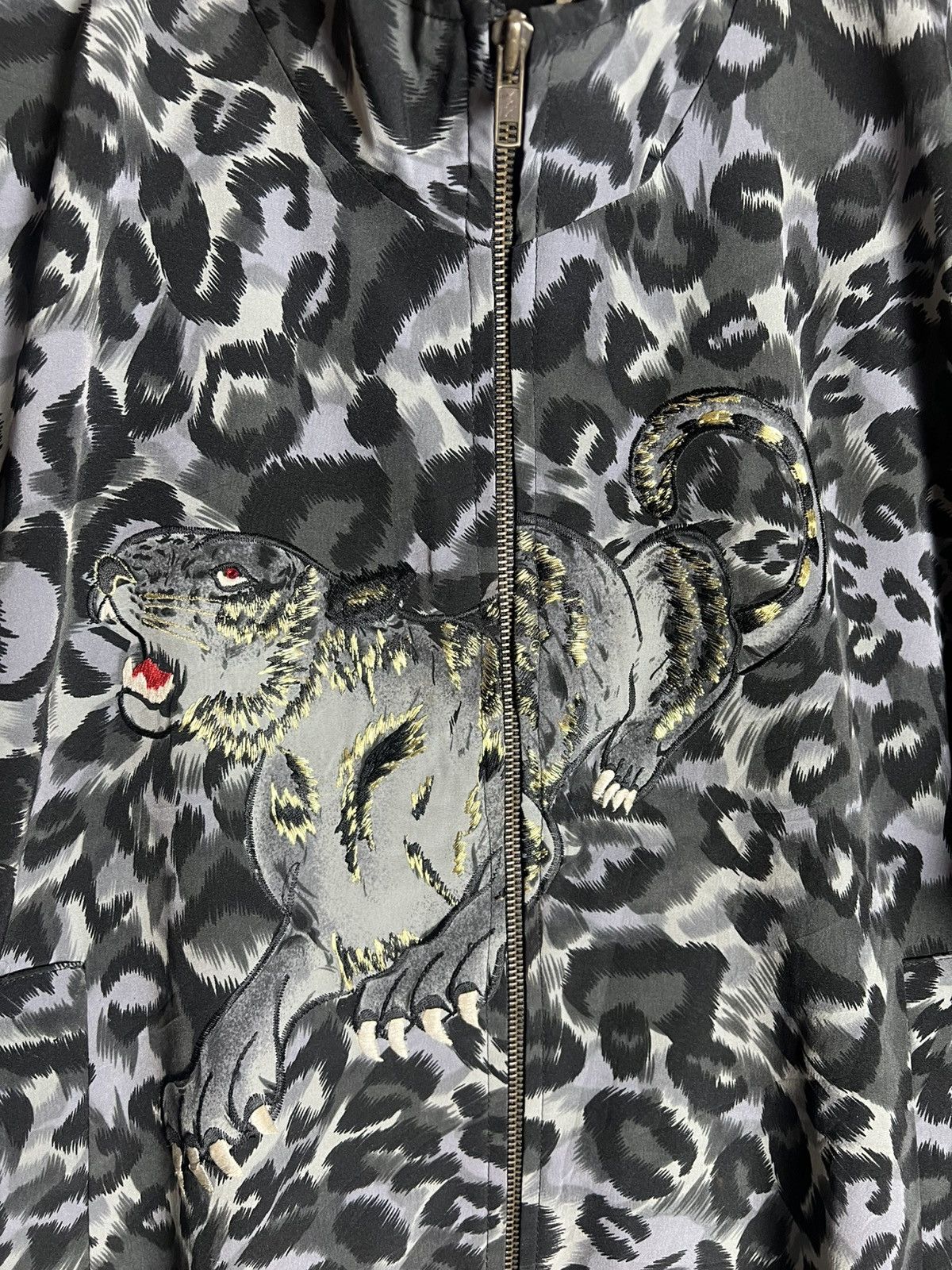 Japanese Brand Japanese Brand Leopard Embroidery Light Jacket Size L / US 10 / IT 46 - 5 Thumbnail