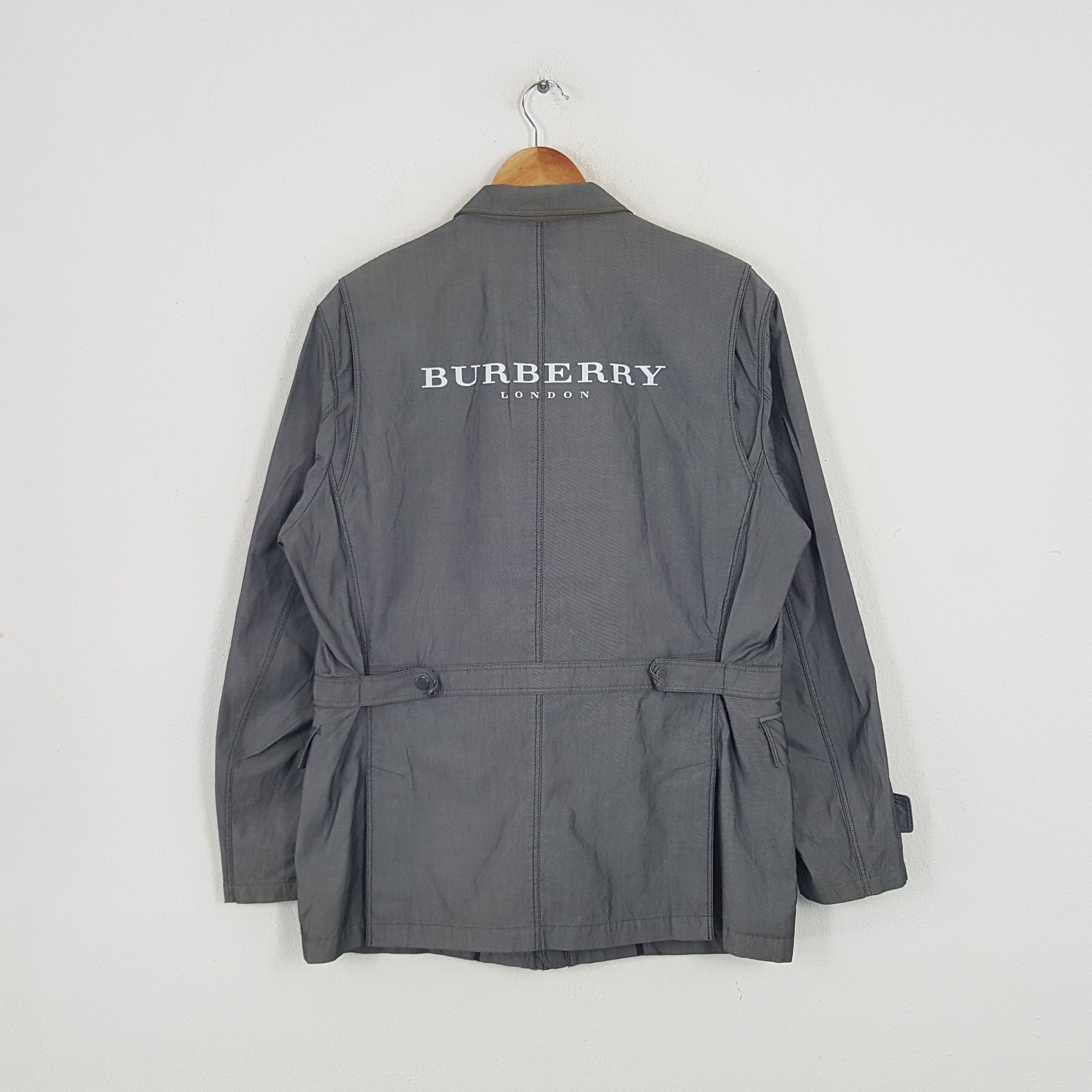 Burberry × Vintage Vintage Burberry London Nova Check Designer Jacket Size US M / EU 48-50 / 2 - 1 Thumbnail