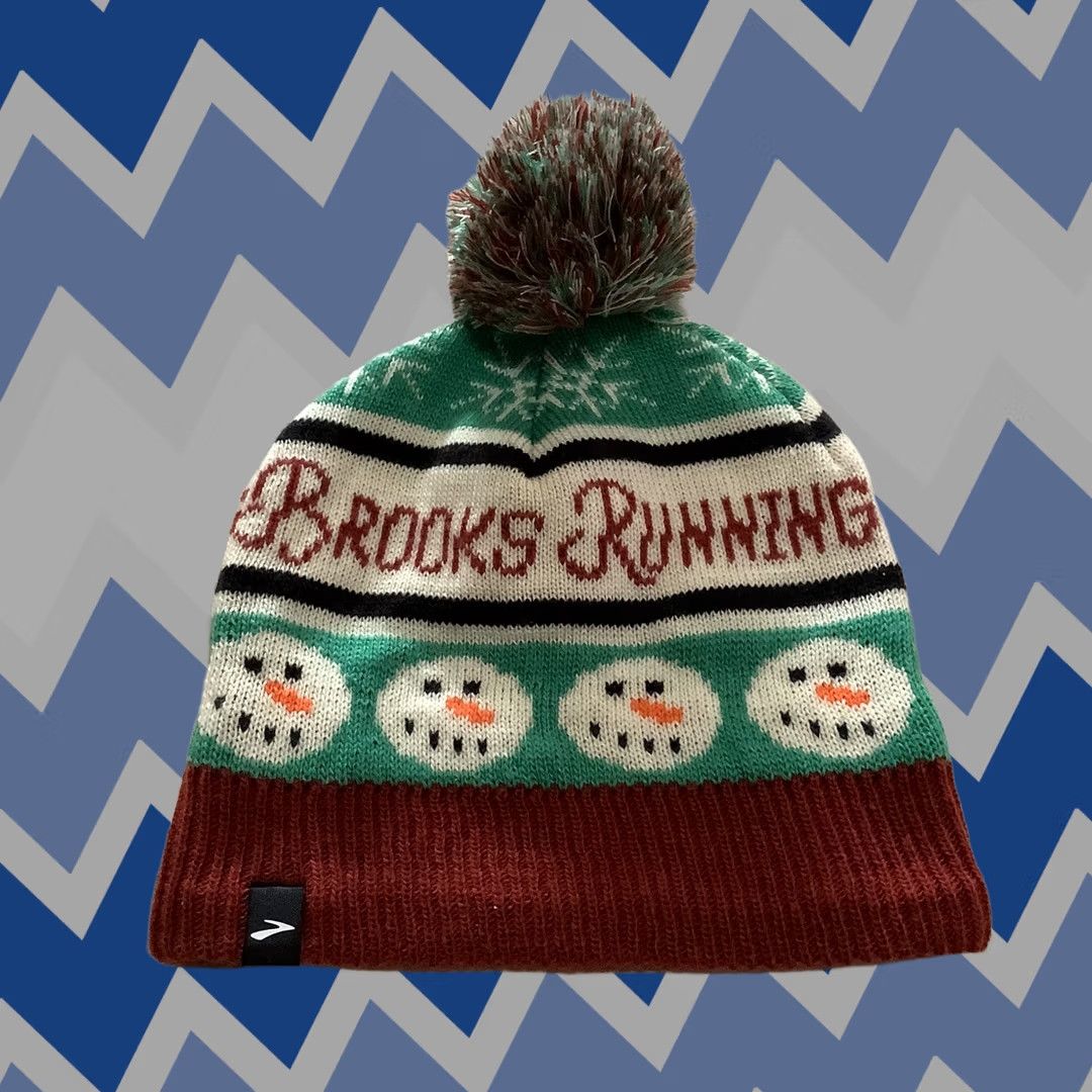 Brooks Brooks Running Beanie Lined Knit Maroon Multicolor Women Size ONE SIZE - 1 Thumbnail