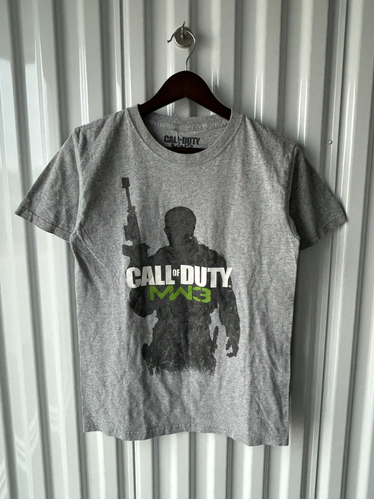 Vintage Vintage Y2K Call of Duty MW3 Graphic Tee Size US S / EU 44-46 / 1 - 1 Thumbnail