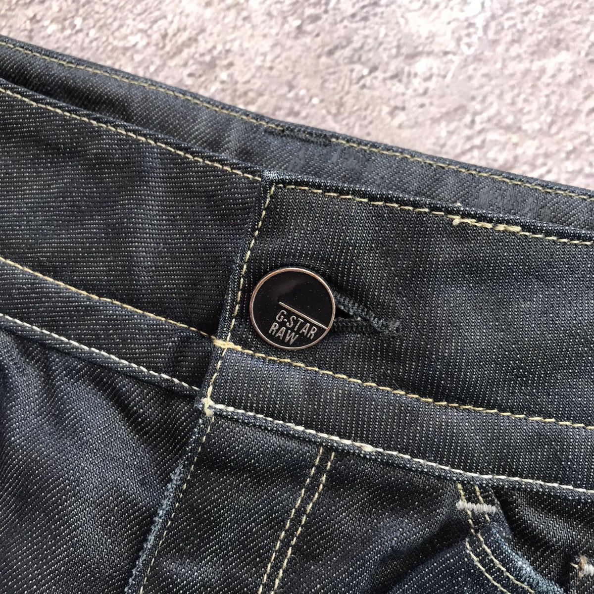 Vintage Vintage Y2K G-Star Mini Skirt Washed Black Streetwear 28 Size 28" / US 6 / IT 42 - 4 Thumbnail