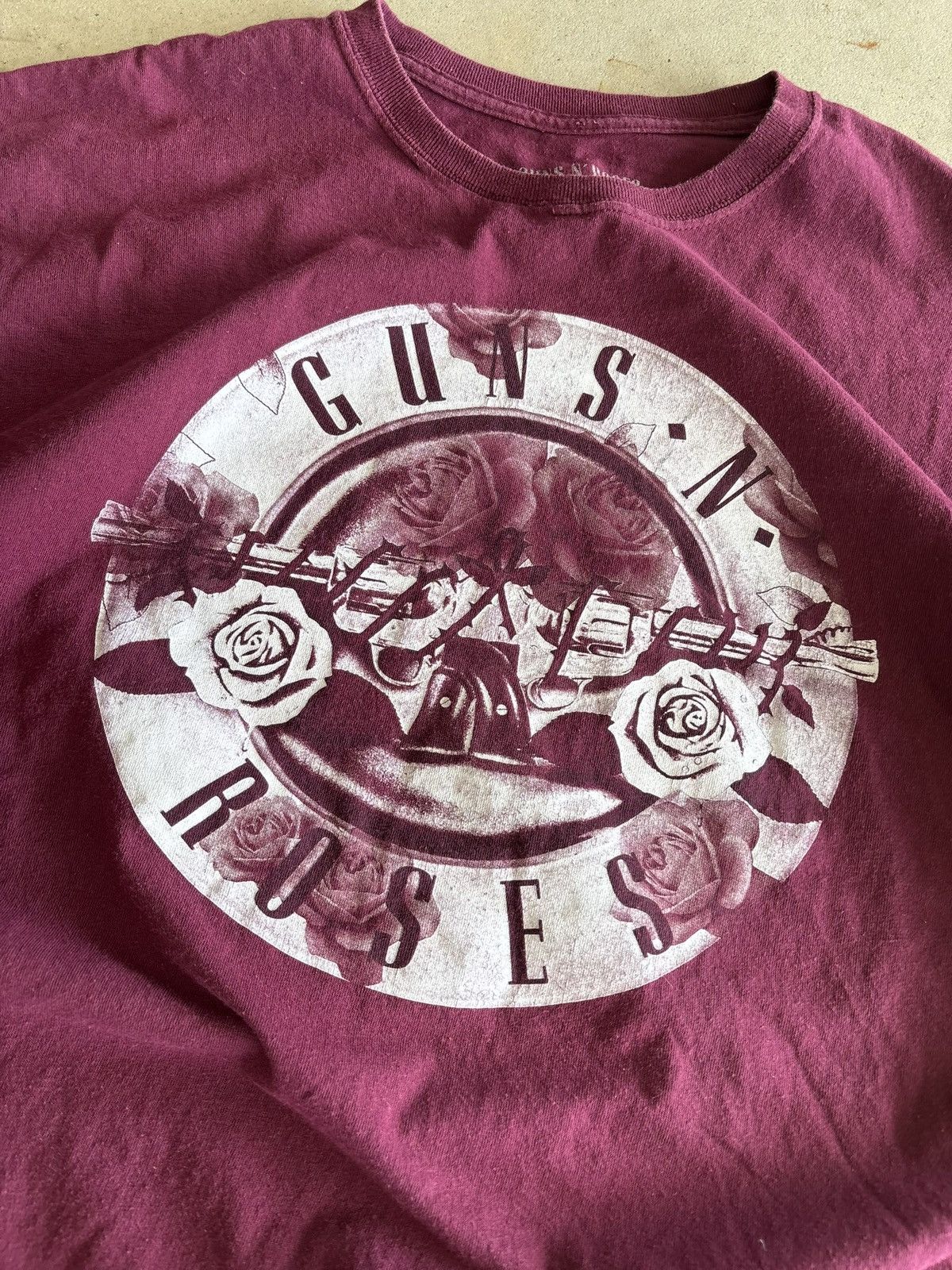 Band Tees Guns And Roses Burgundy Band Tee Size US XL / EU 56 / 4 - 3 Thumbnail