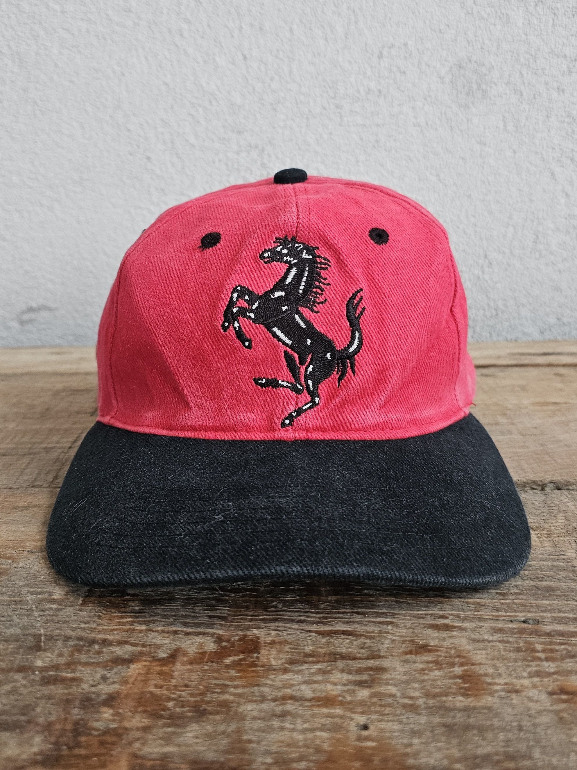 Ferrari Ferrari Big Logo 90's Red Hat Size ONE SIZE - 1 Thumbnail