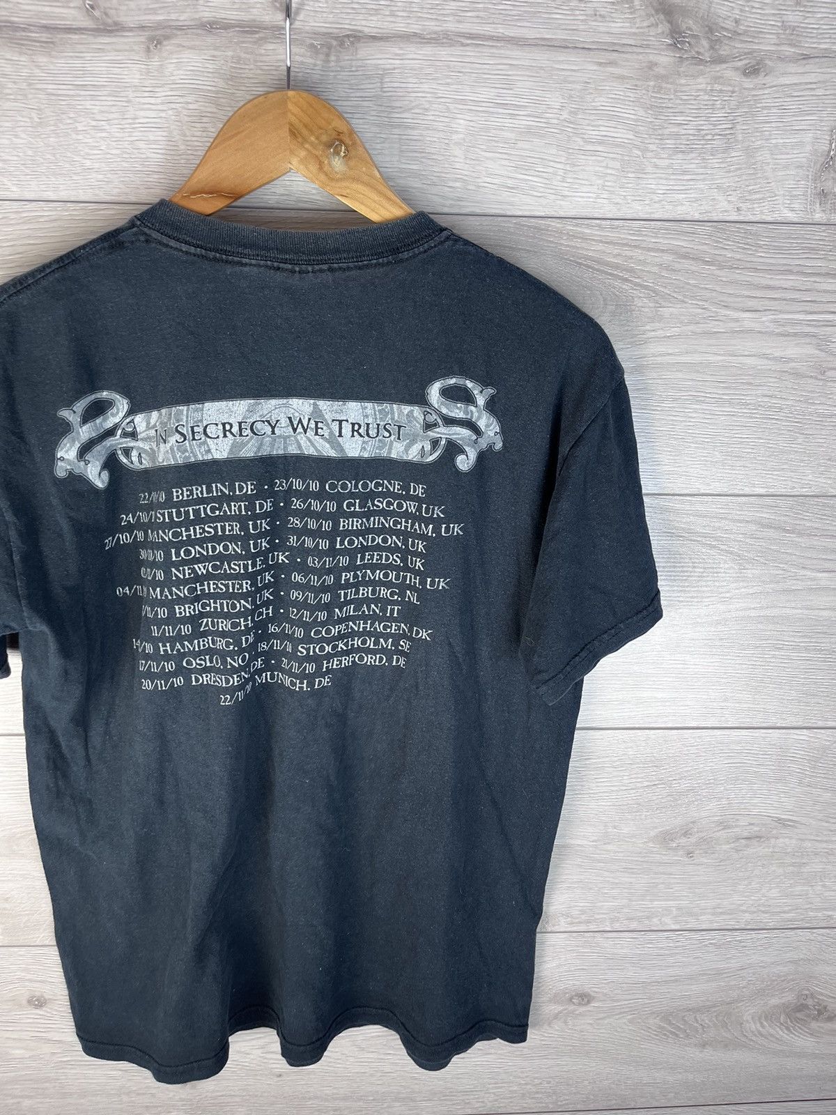 Japanese Brand Mens T-shirt merch 2010 size M Size US M / EU 48-50 / 2 - 10 Thumbnail