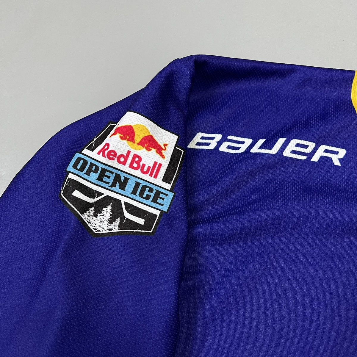 Red Bull Rare Vintage 2014 Red Bull Bauer Hockey Jersey size L y2k Size US L / EU 52-54 / 3 - 7 Thumbnail