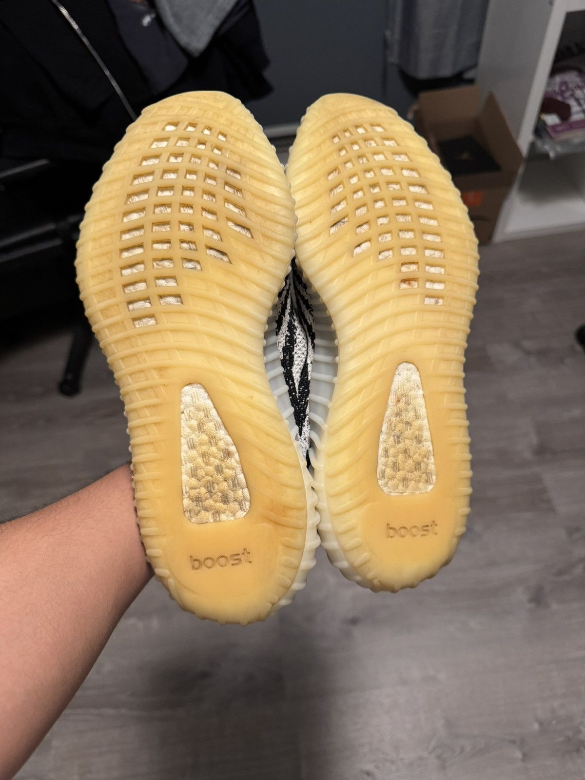 Yeezy Adidas Yeezy Boost 350 V2 Zebra Size US 9.5 / EU 42-43 - 7 Thumbnail