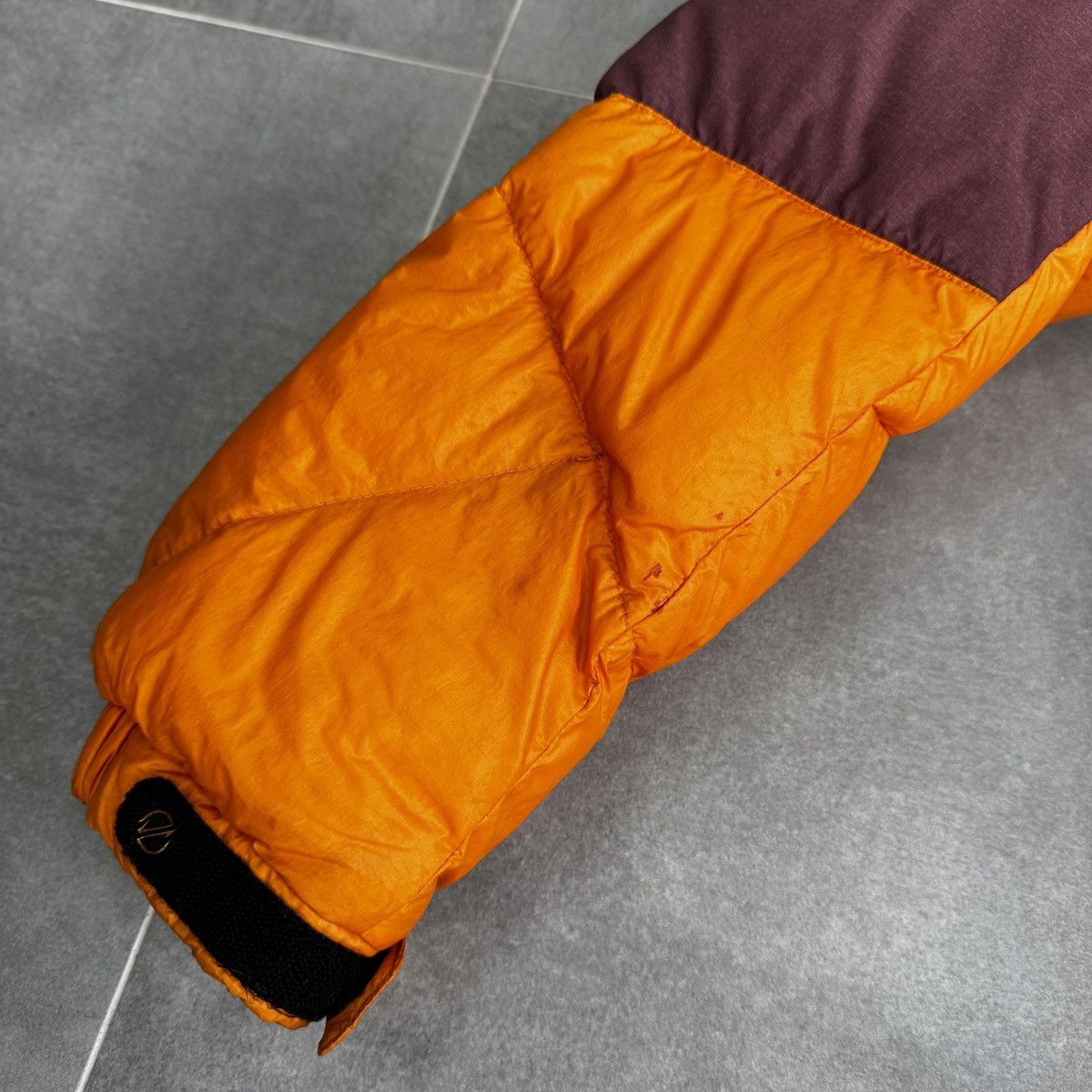 BLACKYAK Black Yak Extreme Peak Down Yellow Men Jacket Gorpcore Size US L / EU 52-54 / 3 - 5 Thumbnail