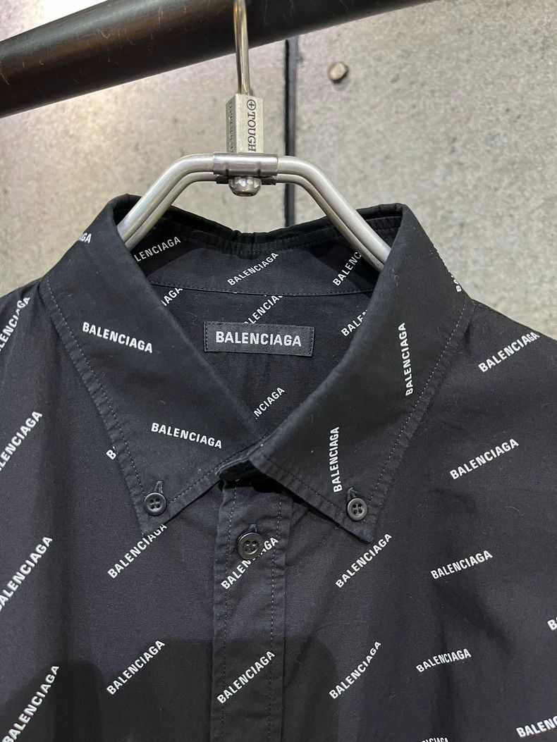 Balenciaga Balenciaga Black letter shirt Size US L / EU 52-54 / 3 - 2 Thumbnail