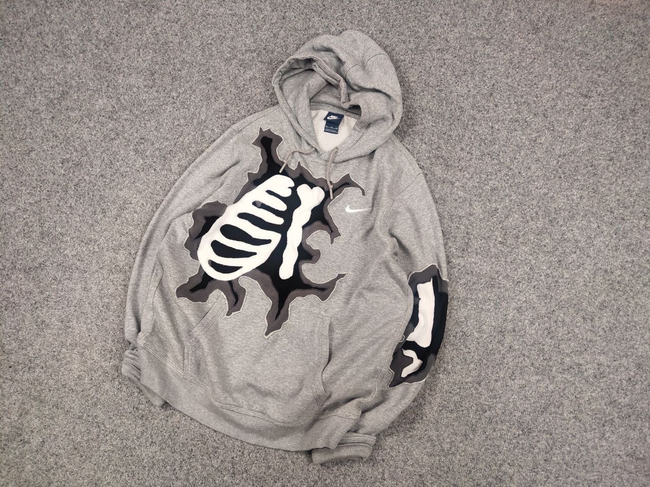 Nike Vintage Nike USA Custom Logo Skeleton Oversized Hoodie Y2K Size US M / EU 48-50 / 2 - 3 Thumbnail