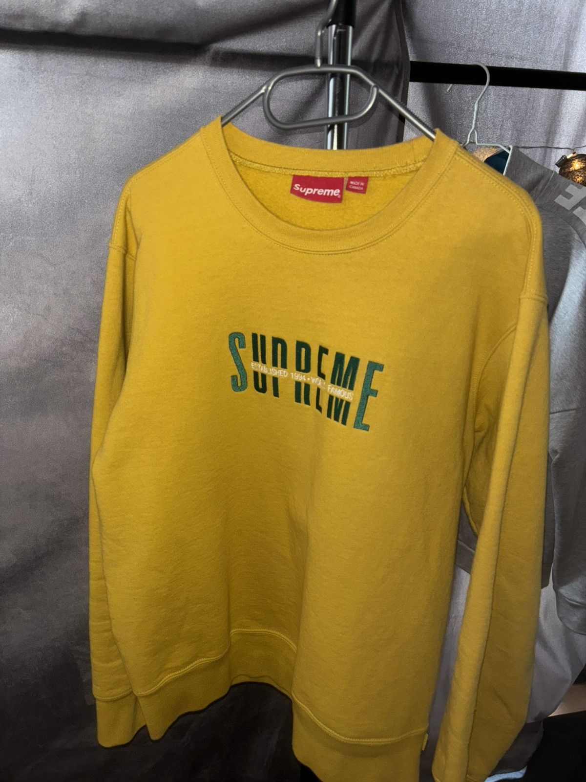 Supreme Supreme World Famous Crewneck Size US M / EU 48-50 / 2 - 2 Thumbnail