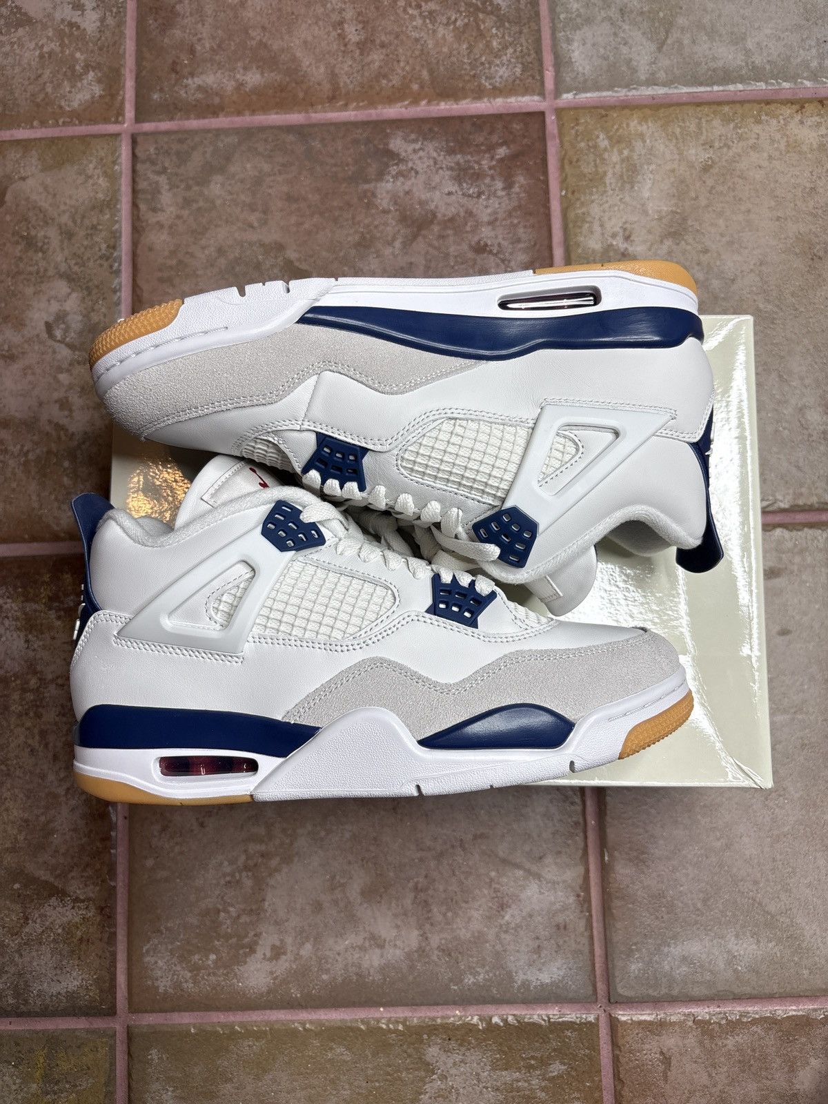 Jordan Brand Jordan 4 NAVY SB Size US 8.5 / EU 41-42 - 4 Thumbnail
