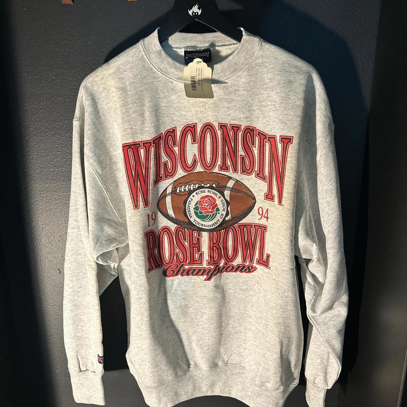 Jansport New Vintage 1994 Rose Bowl Wisconsin Champions Crewneck Size US XL / EU 56 / 4 - 1 Thumbnail