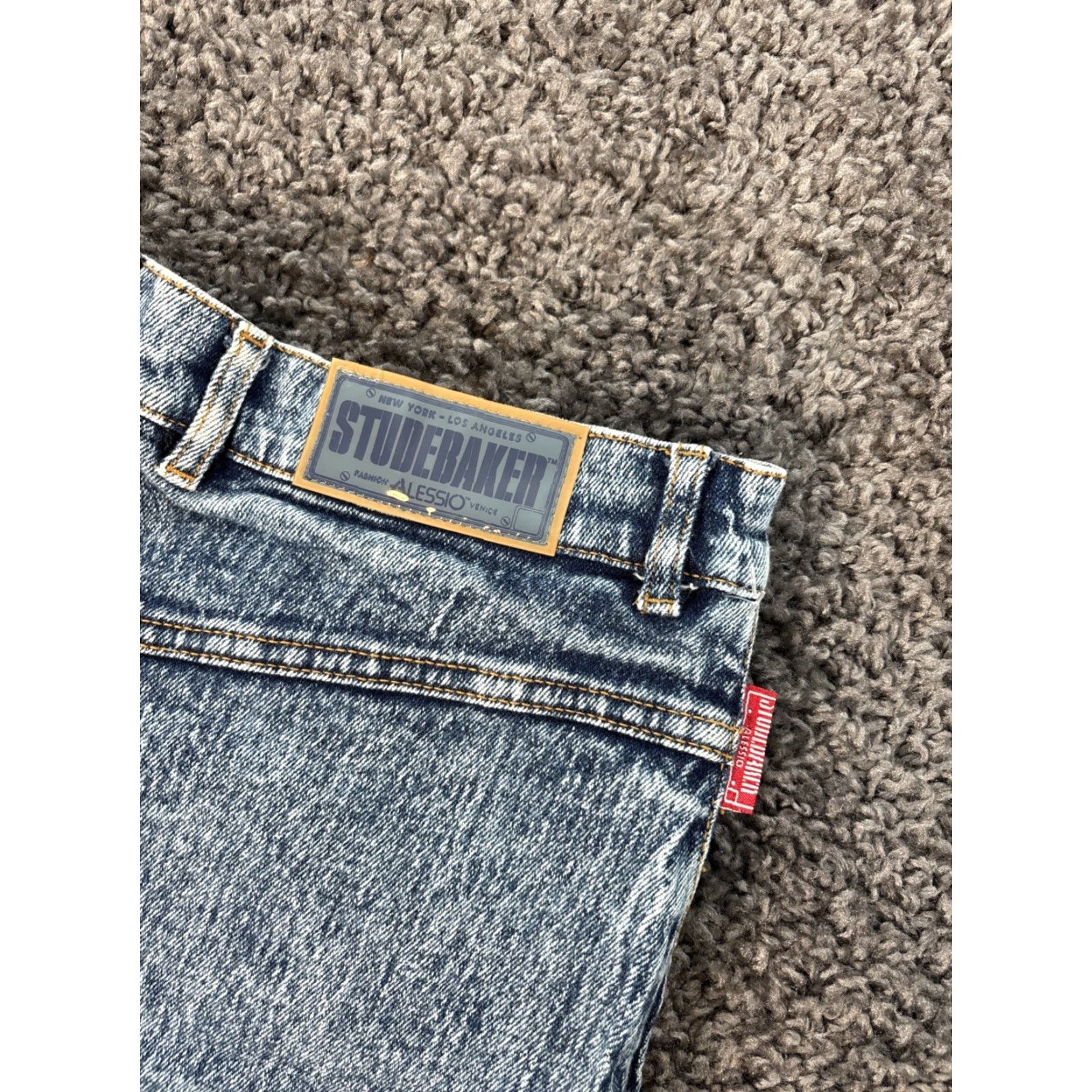 Vintage VINTAGE 1980s Studebaker Alessio Acid Wash Denim Skirt Short 28 Blue Women Mini Slit Pockets 80s Theme Mens? Size 28" / US 6 / IT 42 - 7 Thumbnail