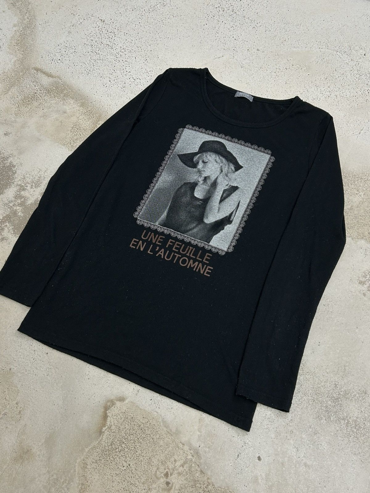 Designer × Japanese Brand Cinema Club Potrait Artist Une Feille Photoprint Size US S / EU 44-46 / 1 - 2 Thumbnail