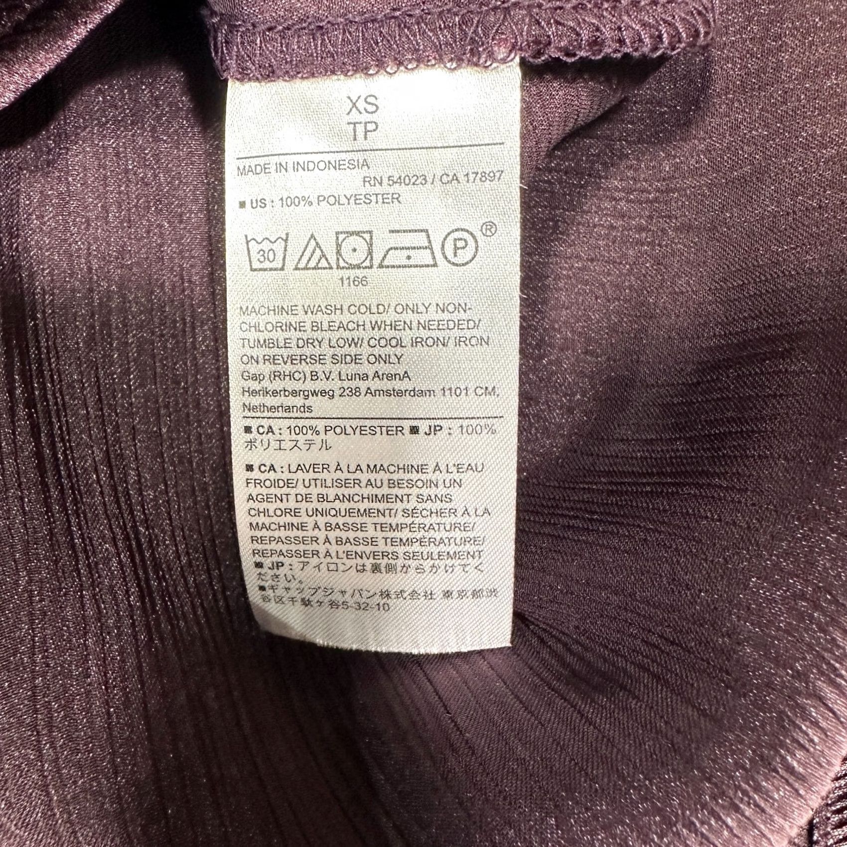 Banana Republic VINTAGE Banana Republic Top Womens XS Blouse Dark Purple Shirred Hidden Buttons NEW Size XS / US 0-2 / IT 36-38 - 5 Thumbnail