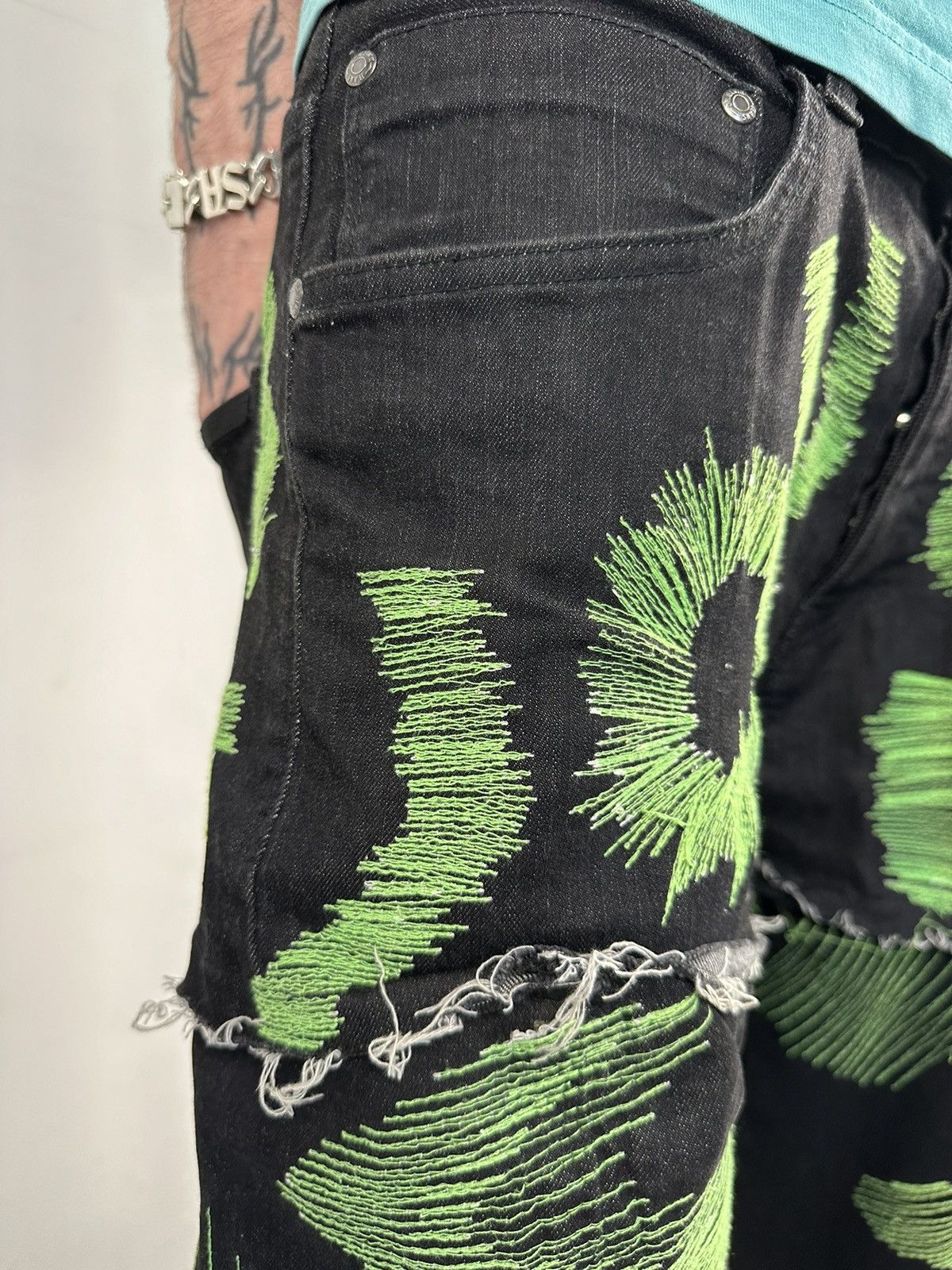 Designer × Japanese Brand RARE Custom Crazy Design Denim Jeans Pants Size US 32 / EU 48 - 4 Thumbnail