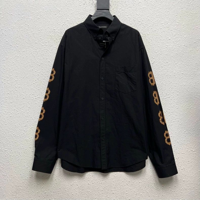 Balenciaga Balenciaga Bitcoin double B string Logo black long sleeve Size US L / EU 52-54 / 3 - 1 Thumbnail