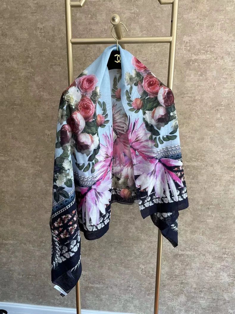 Givenchy Givenchy Ladies' Scarf Size ONE SIZE - 1 Thumbnail