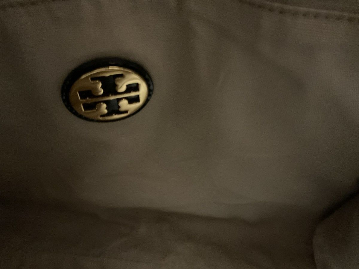 Tory Burch Tory Burch Black Nylon/Patent Small Ella Tote Size ONE SIZE - 9 Thumbnail