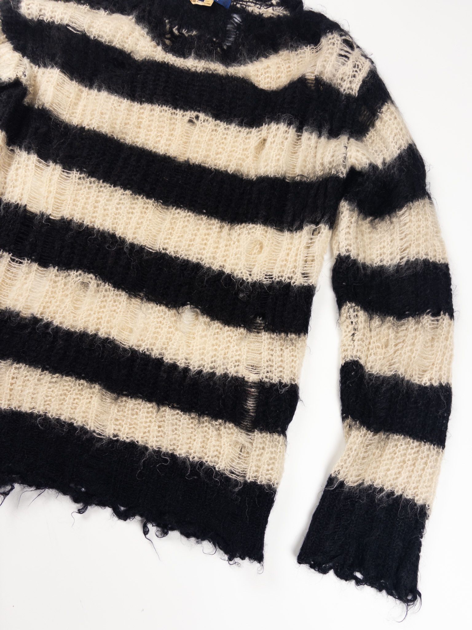 Junya Watanabe Junya Watanabe Runway AW2014 Distressed Mohair Sweater Size US M / EU 48-50 / 2 - 3 Thumbnail