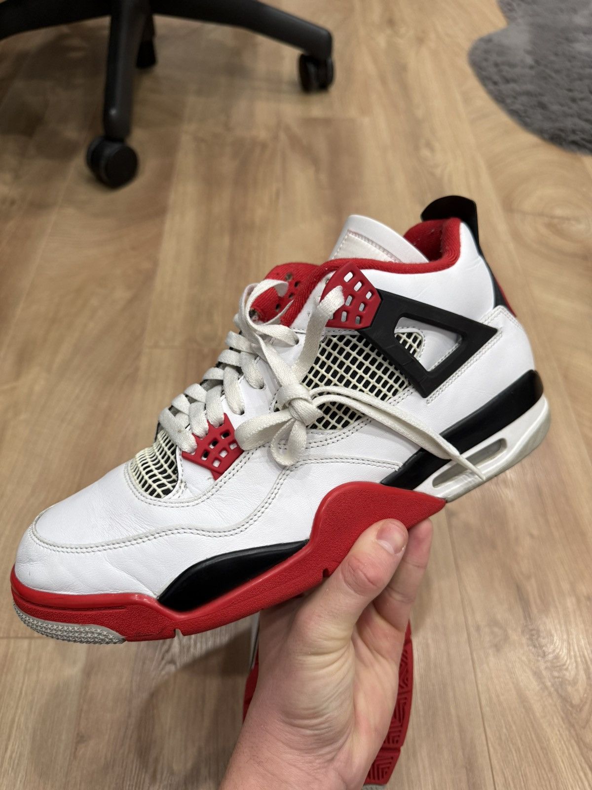 Jordan Brand Jordan 4 Retro “Fire Red” Size US 12.5 / EU 45-46 - 9 Thumbnail