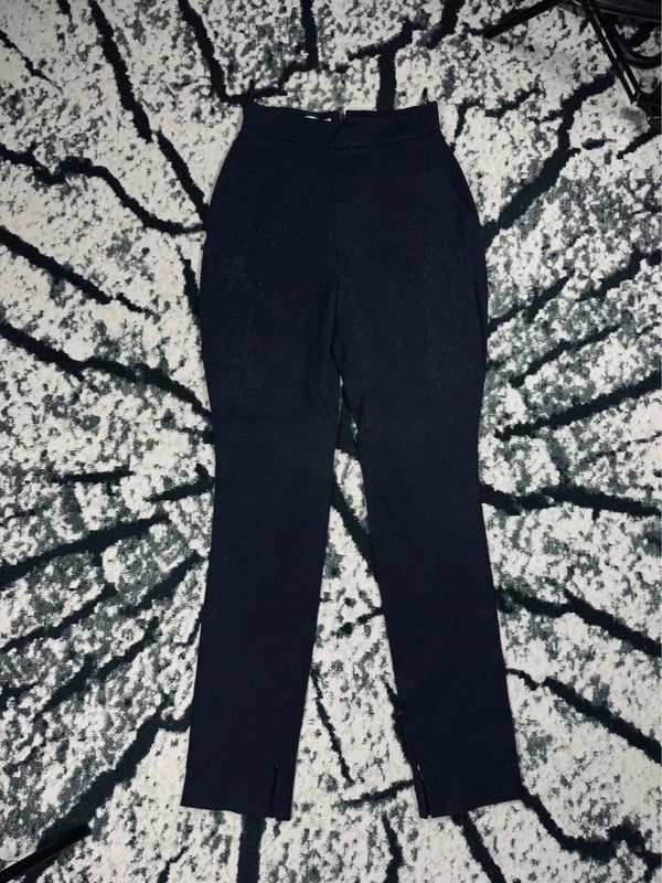 Prada Prada 42 italy navy blue trousers Size 42" / US 20 - 1 Thumbnail