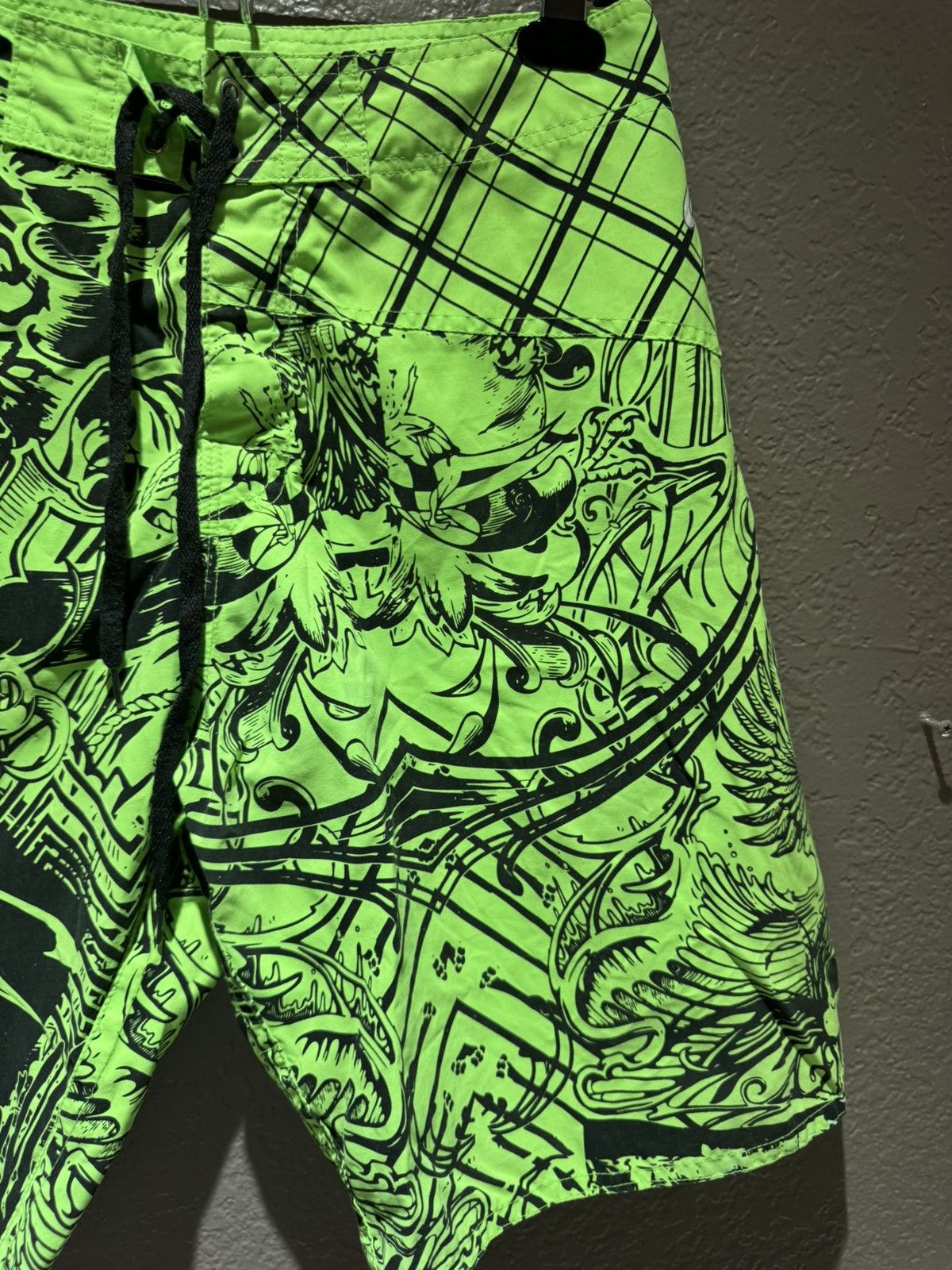 O'Neill Vintage Neon Green/Black AOP O’Neill Shorts 30 Surf Shorts Size US 30 / EU 46 - 3 Thumbnail