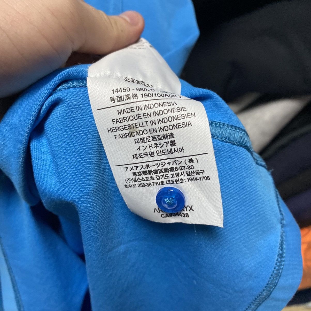Arc'teryx Luxury Arcteryx Small logo outdoor y2k streetwear polo Size US XL / EU 56 / 4 - 8 Thumbnail