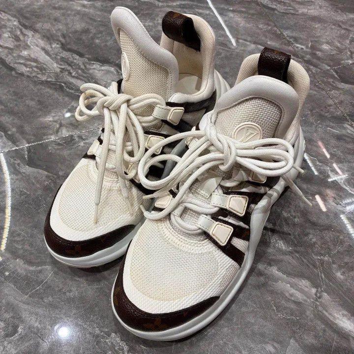 Louis Vuitton Louis Vuitton Archlight Low Top Sneakers for Women -2508 Size US 6 / IT 36 - 1 Thumbnail