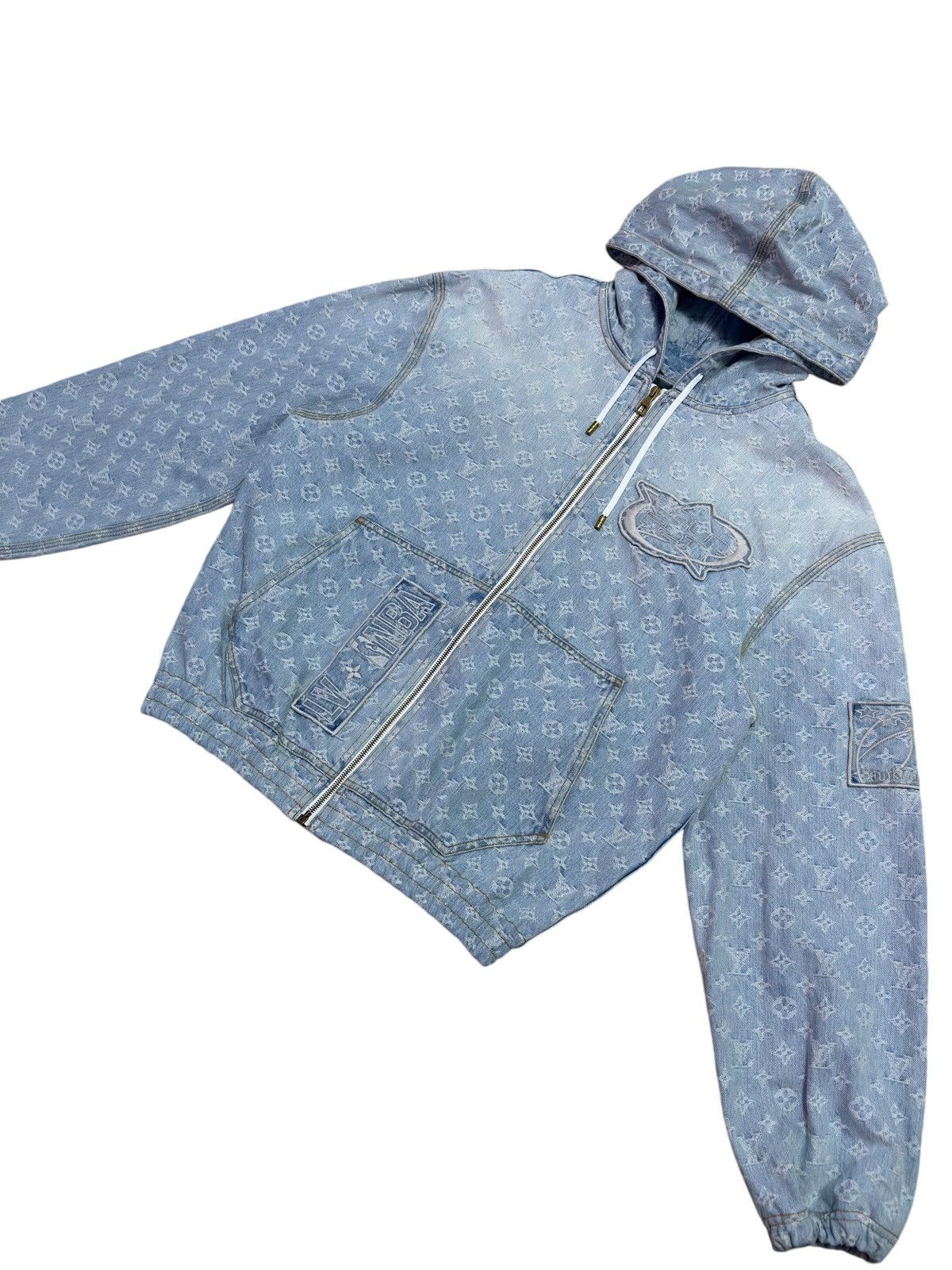 Louis Vuitton × NBA Louis Vuitton NBA Blue Denim Monogram Bomber Jacket Size US L / EU 52-54 / 3 - 4 Thumbnail