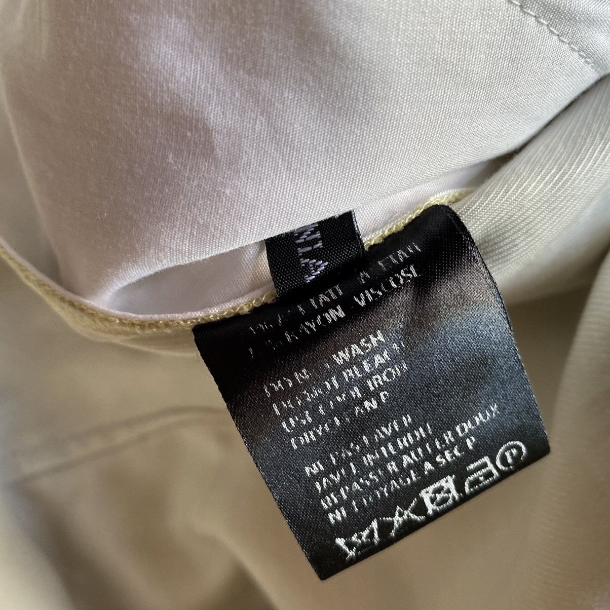 Haider Ackermann Haider Ackermann Shiny Yellow Cropped Pants Size US 34 / EU 50 - 7 Thumbnail