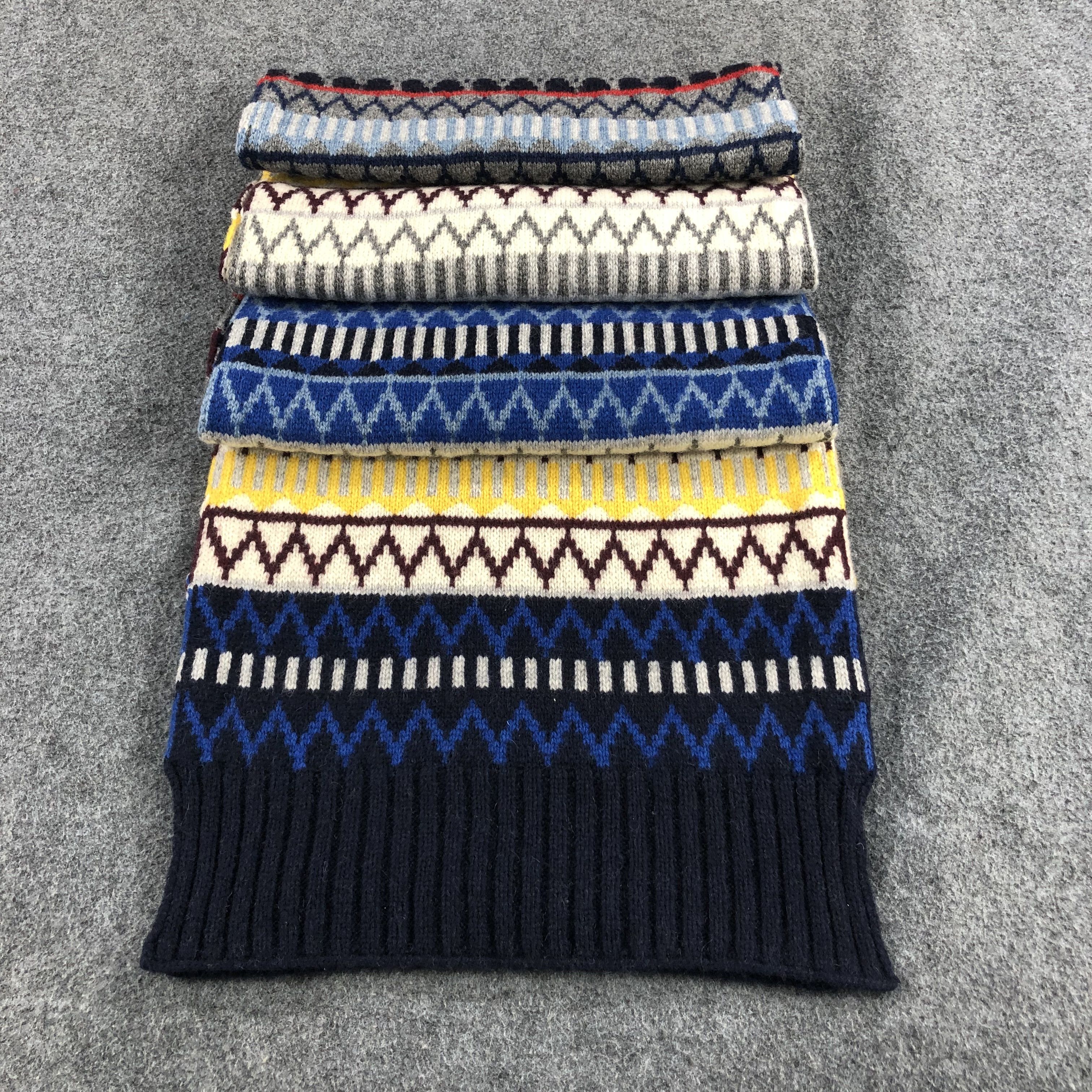 Gap GAP Native Design Wool Scarf Muffler V857 Size ONE SIZE - 2 Thumbnail