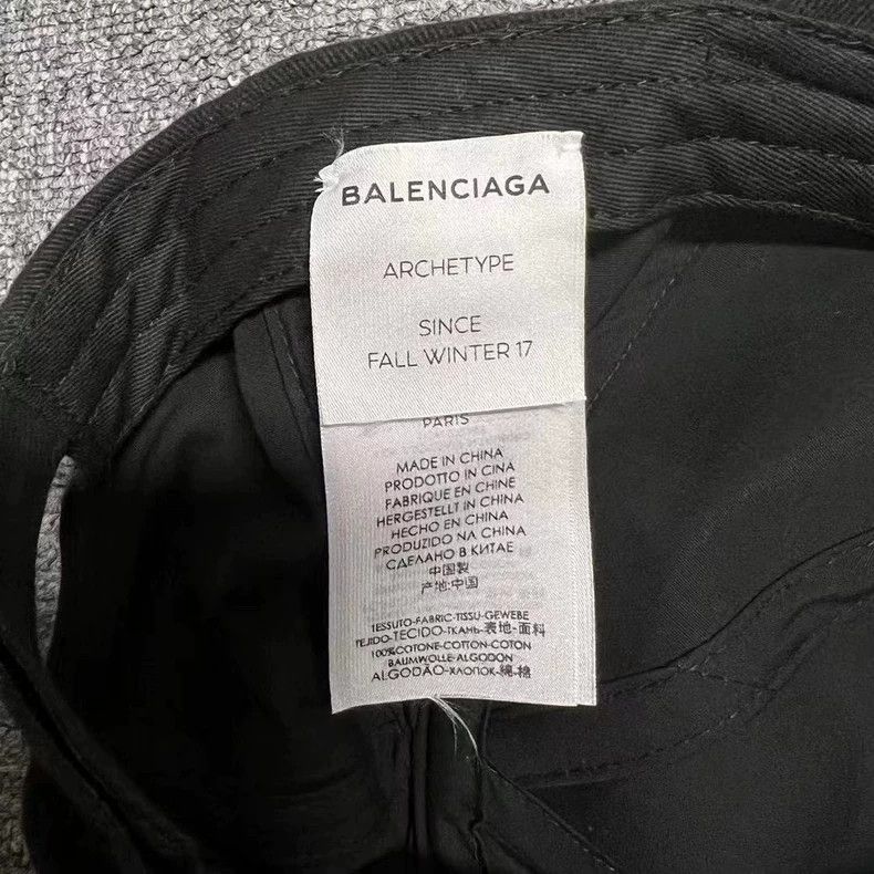 Balenciaga Balenciaga Black coke baseball cap 2505-Nextarrow Size ONE SIZE - 4 Thumbnail