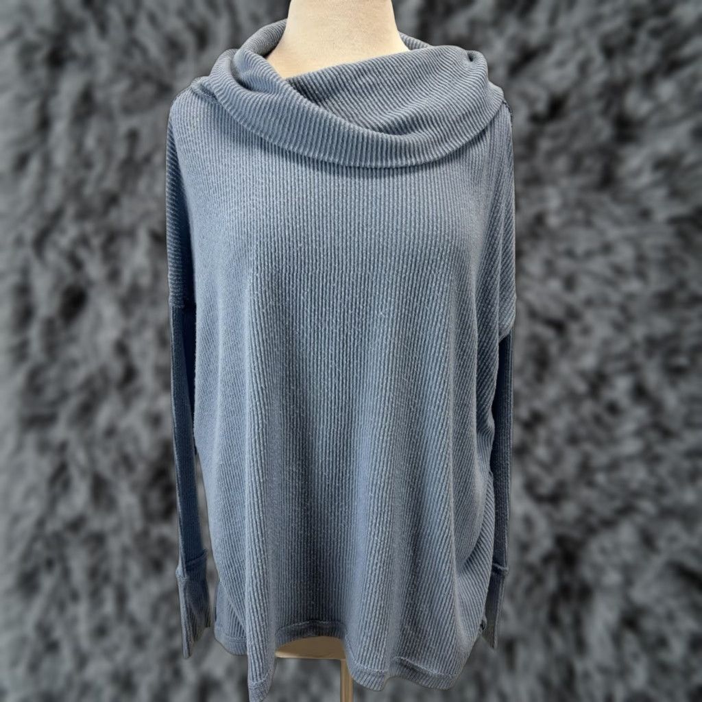 Free People Free People We The Free Juicy Blue Long Sleeve Cowl Neck Top XS Oversized Knit Top Women's Regular Size XS Size XS / US 0-2 / IT 36-38 - 1 Thumbnail