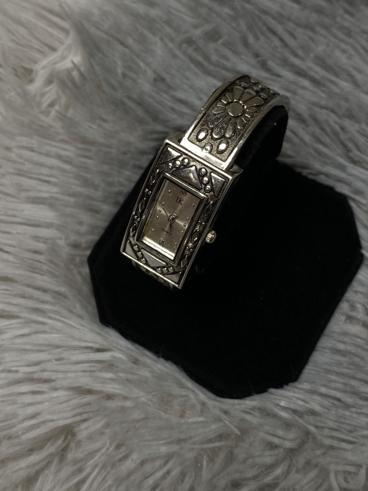 Hysteric Glamour × Japanese Brand ✅Futuristic✅ Silver Floral Bracelet Watch Japanese Brand Size ONE SIZE - 4 Thumbnail