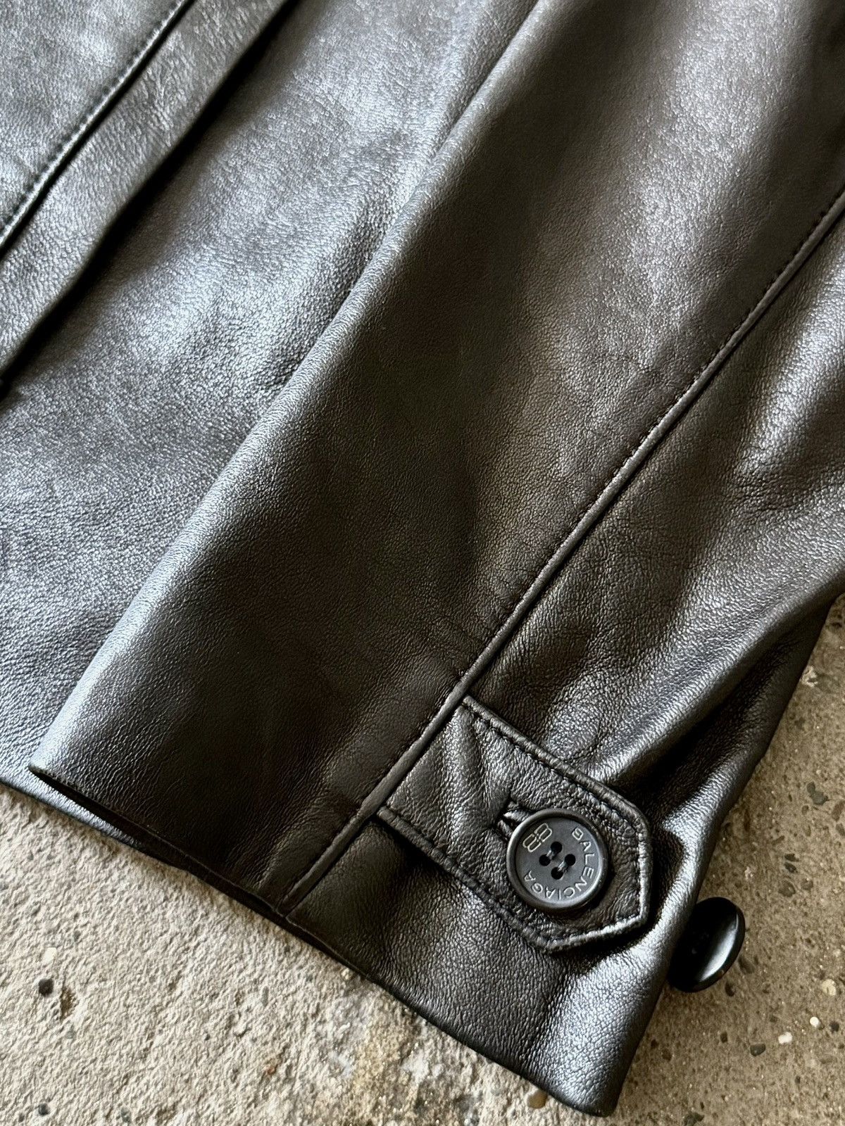 Balenciaga Balenciaga - 1997 -Nicolas Ghesquière -Zip Up Leather Jacket Size US L / EU 52-54 / 3 - 3 Thumbnail