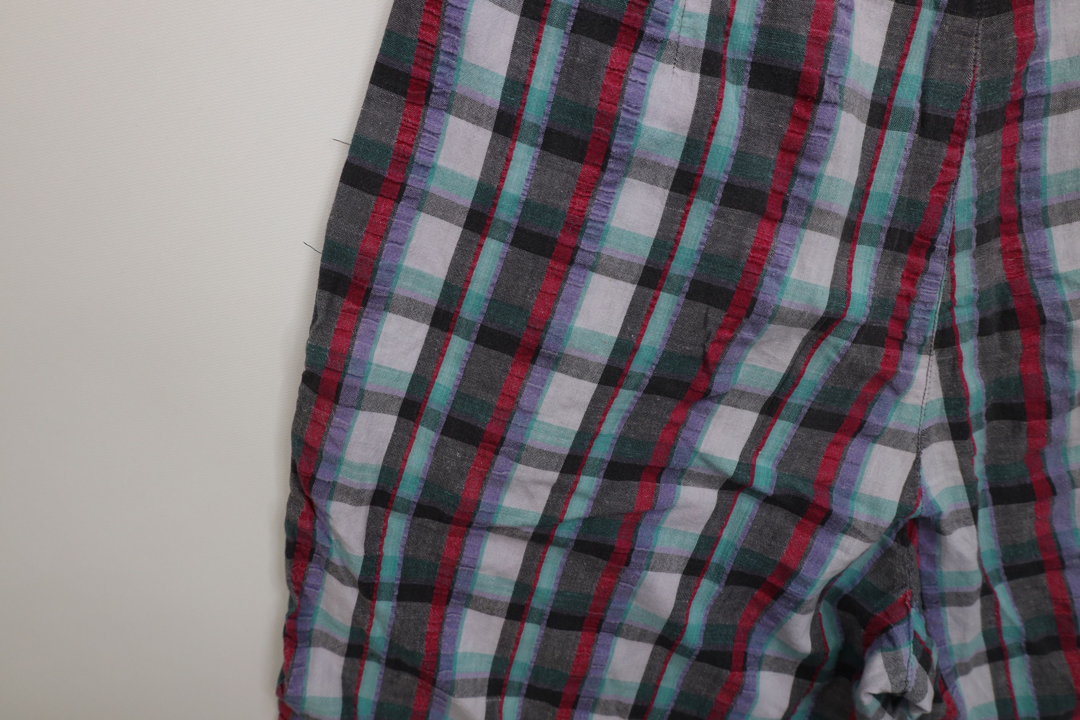 Vintage Vintage 90s IOU Madras Plaid Seersucker Chino Shorts Cotton Size US 30 / EU 46 - 14 Thumbnail